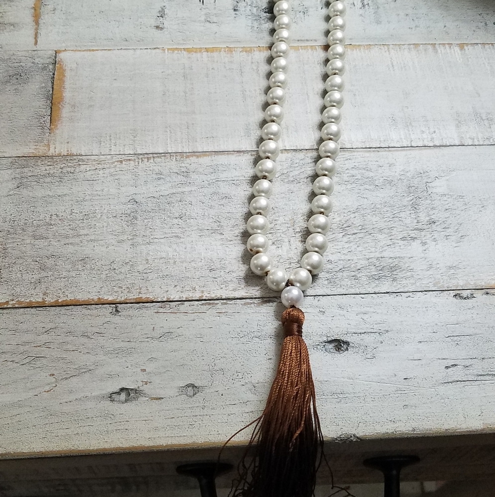 Tassel necklace